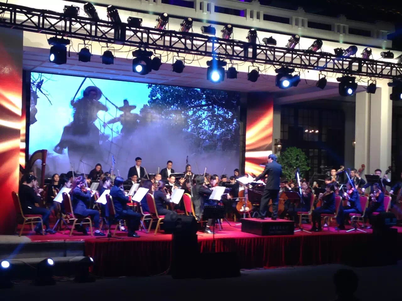 上海公司年会策划庆典会展舞台搭建一条龙服务公司