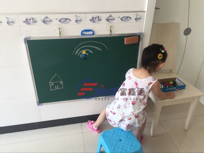 阳江墙贴学生绿板O广州儿童家用推拉绿板O家用教学绿板