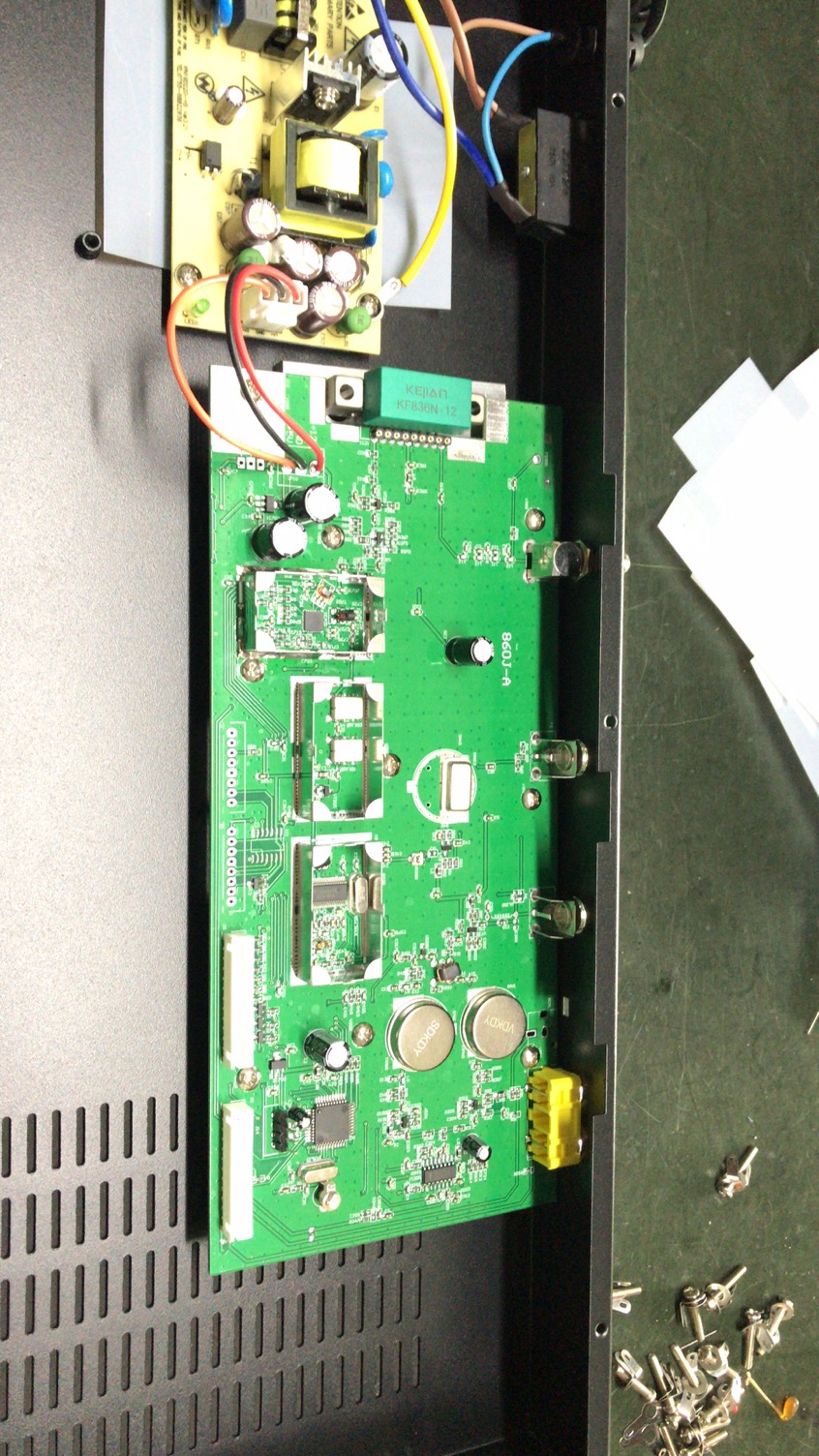 宇星8024MPEG-4八路高清编码器转DTMB调制一体机