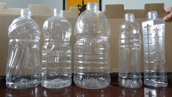 PET1.5L-4.5L塑料瓶