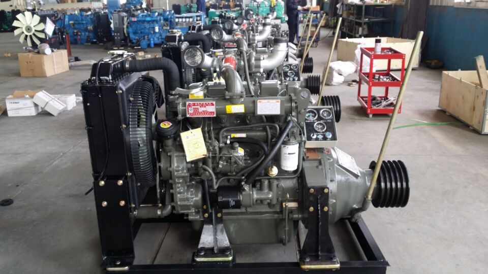 潍坊固定动力柴油机ZH4100ZP功率48kw带离合器皮带轮