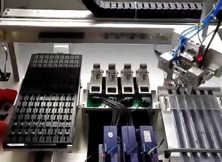 一种自动插盘机,五金电子元件插盘机新款系列设备