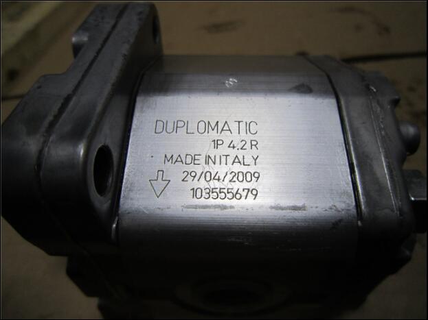 IGP7-250-R11/10意大利DUPLOMATIC迪普马内齿轮油泵
