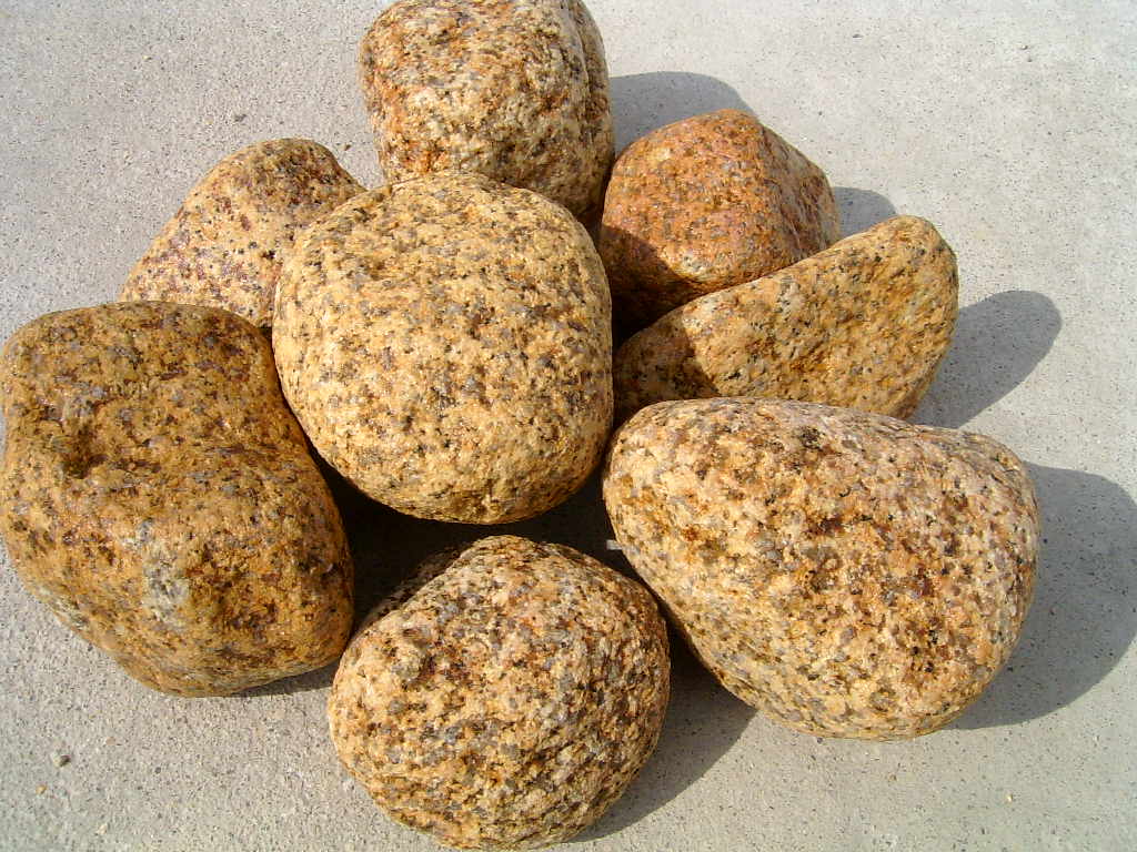 莱阳昊磊石材供应砂岩鹅卵石 **鹅卵石
