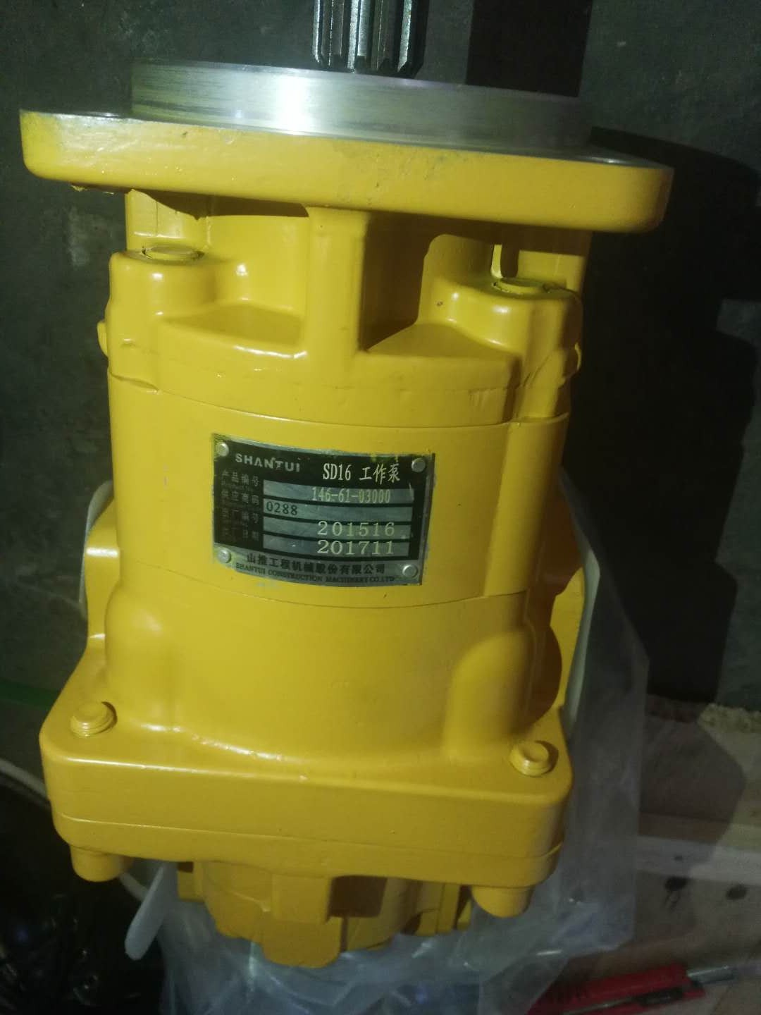 厂家直销s160工作泵16Y-61-01000山推配件 全国供应