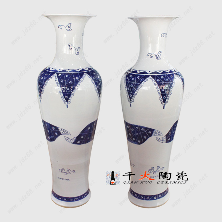 景德镇手绘陶瓷花瓶生产厂家手绘花瓶图片