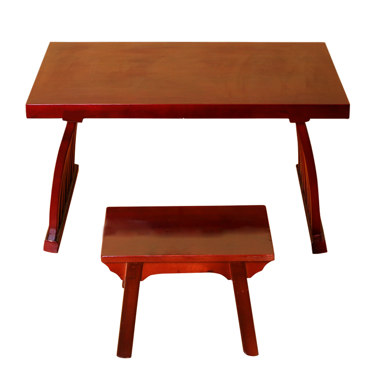 供应幼儿园儿童实木桌椅 笑脸造型课桌椅 实木桌椅厂家直供