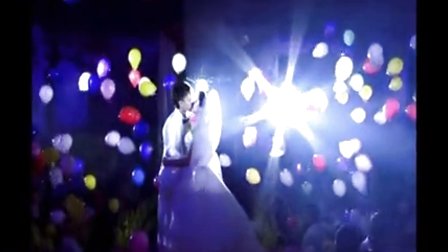 郑州婚礼布置天爆球地爆球：这样更漂亮！