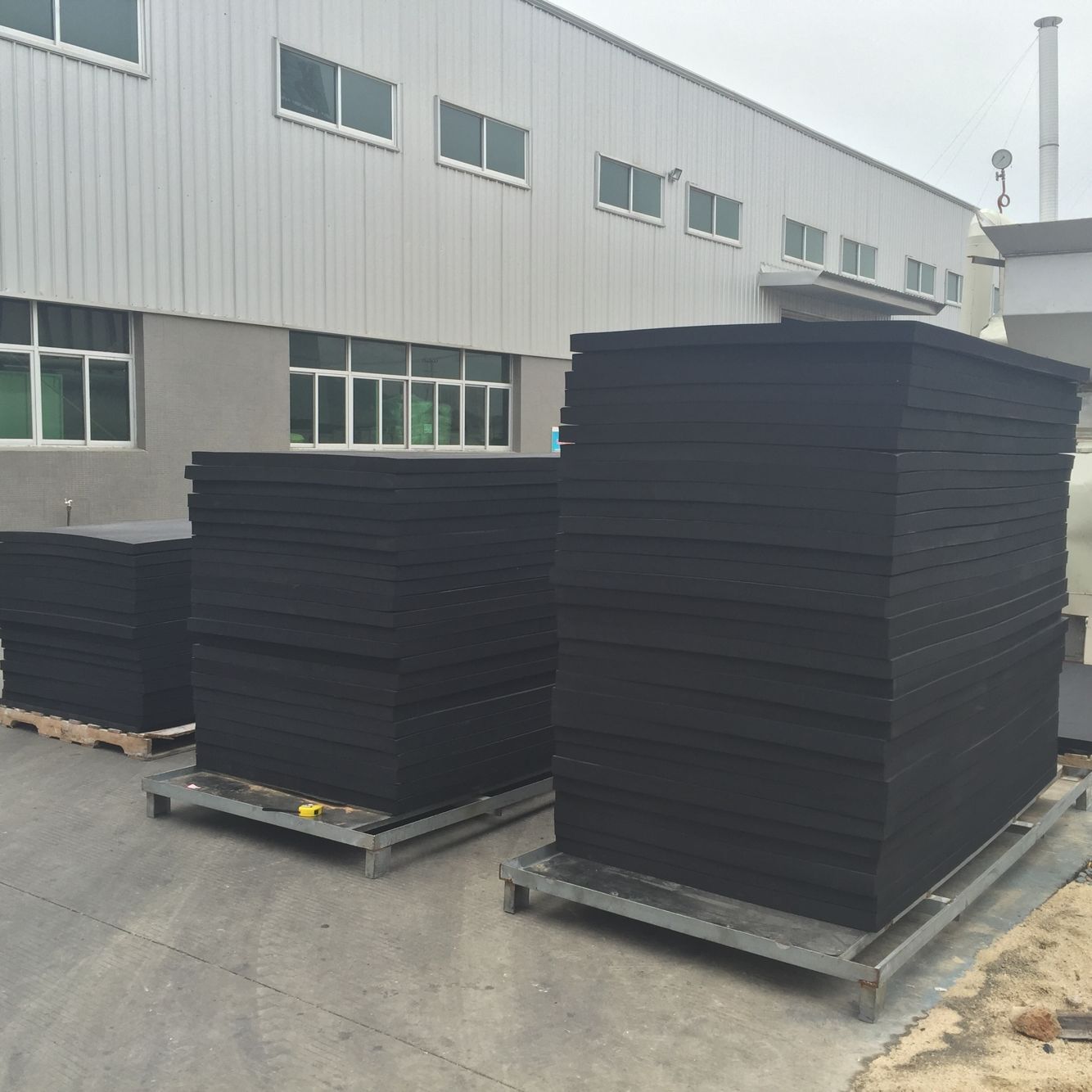 专业发泡黑色 水青 米黄 米白 SBR橡胶原板原床生产基地