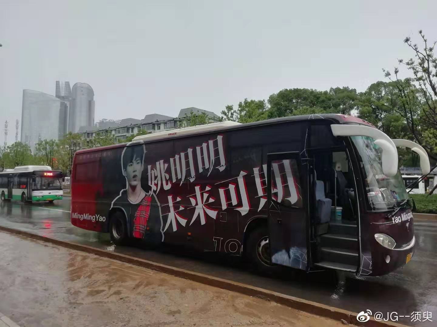 贵阳公交车身广告发布_公交车体广告发布_