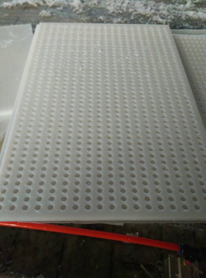 鸿宝MGE滑块、工程塑料合金滑板使用寿命更长