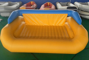 订做水上充气沙发个性懒人娱乐休闲儿童创意冒险玩水酒吧沙发