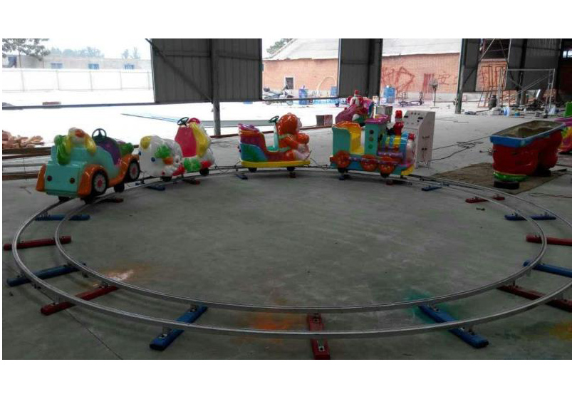 供应儿童游乐设备喜羊羊熊大轨道火车厂家