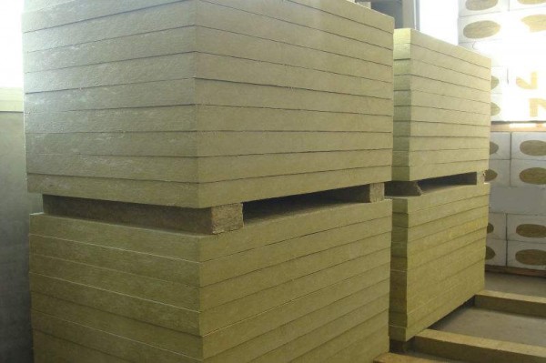 保温岩棉板品牌厂家密度是多少