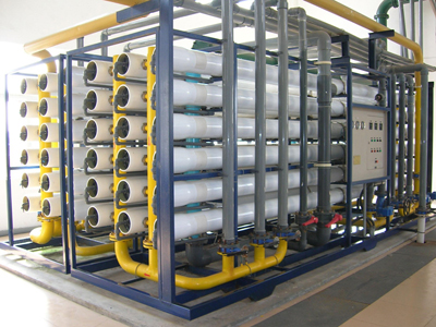 专业厂家生产大型反渗透纯净水设备