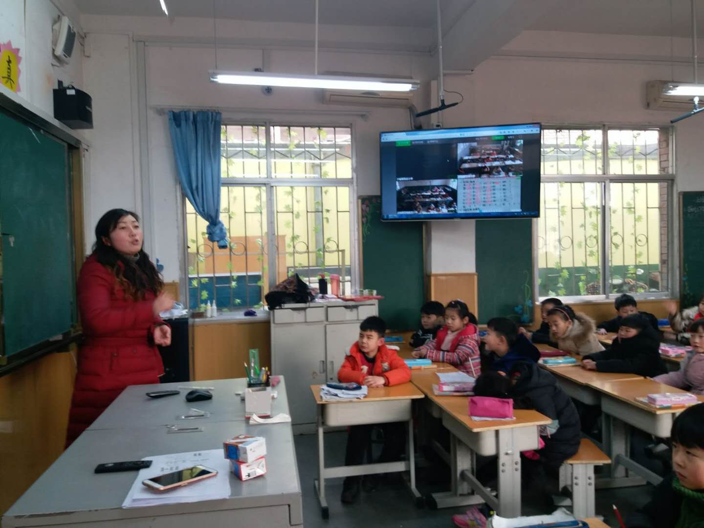 郑州本地的智慧实训室示范教学系统走入职业技术学院校