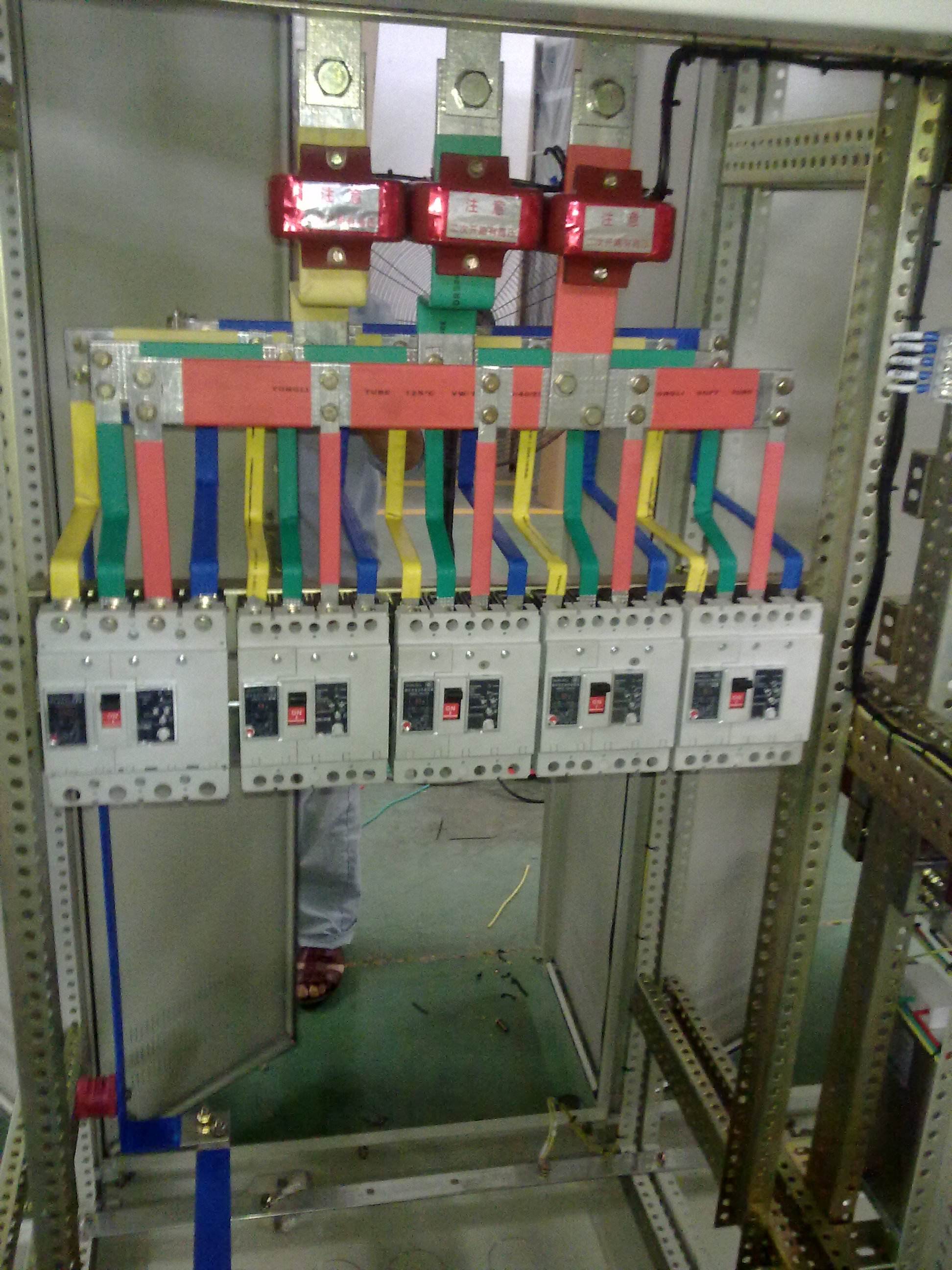 沈阳电力物资回收公司上门求购废电缆开关柜变频柜