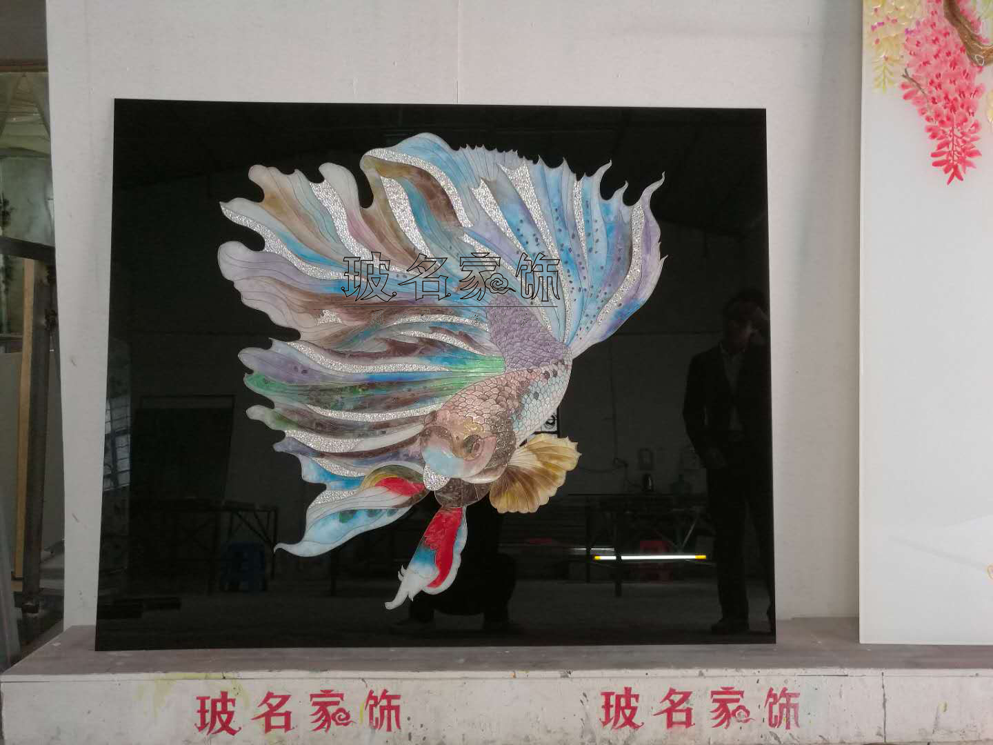 珐琅彩玻璃 广州艺术玻璃厂家