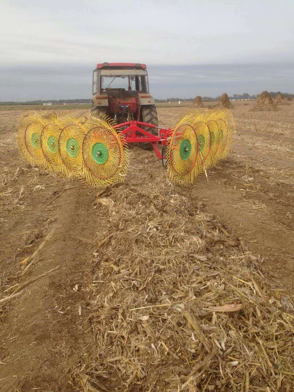 农用高效率搂草机 玉米秸秆搂草机 圆盘搂草机