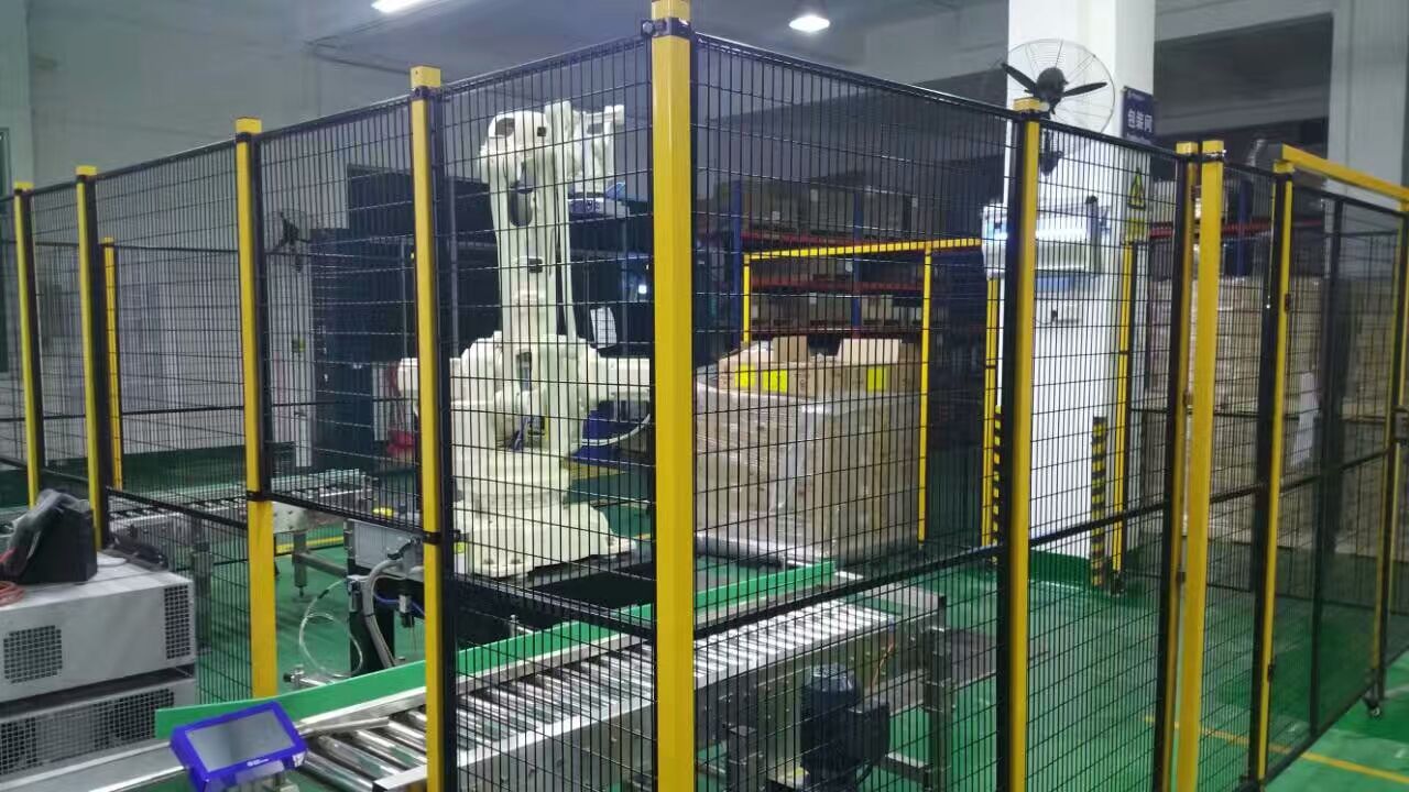 北京供应车间隔离网2米高铁丝网机器人防护网全喷塑