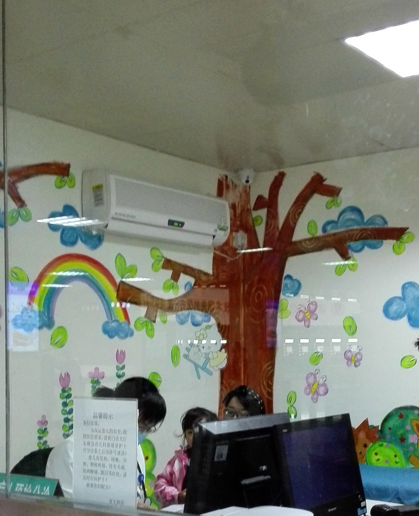 幼儿园室内空气净化器|幼儿园教室空气净化消毒机