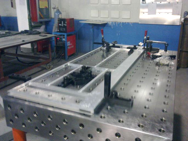 机器人焊接平台厂家慧林机械专业的技术指导