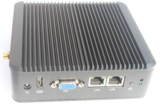 J3160/3060无风扇视觉制定工控机，DDR3较大到16G，标配4G，SSD标配64G，12V5A电源，支持wifi/3g/手机卡，COM标配1个