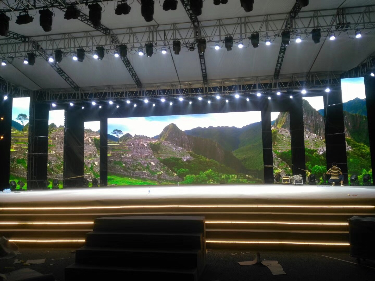 上海会议舞台搭建led显示屏