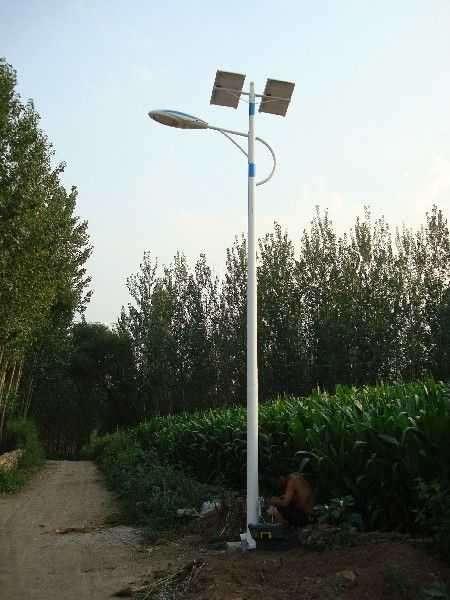 恩施太阳能路灯厂 农村太阳能路灯 使用寿命长