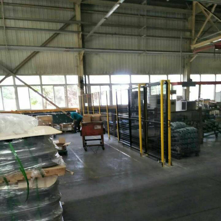 烟台威海供应车间仓库护栏网低碳钢丝网喷塑处理
