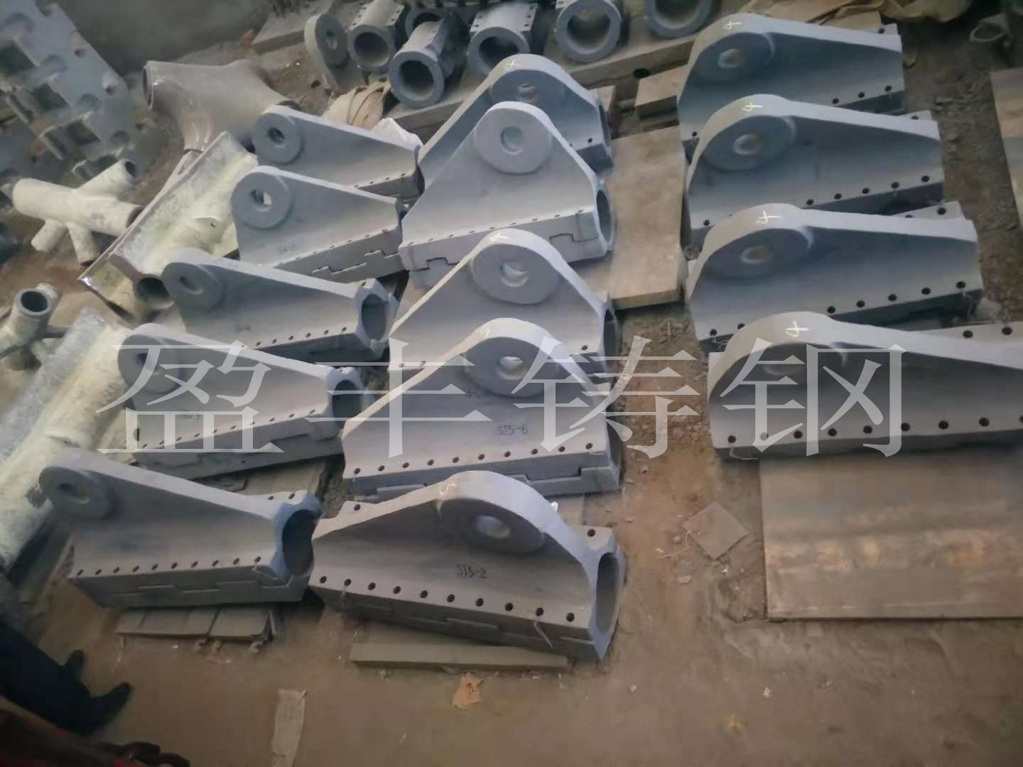 专业生产大型铸钢件