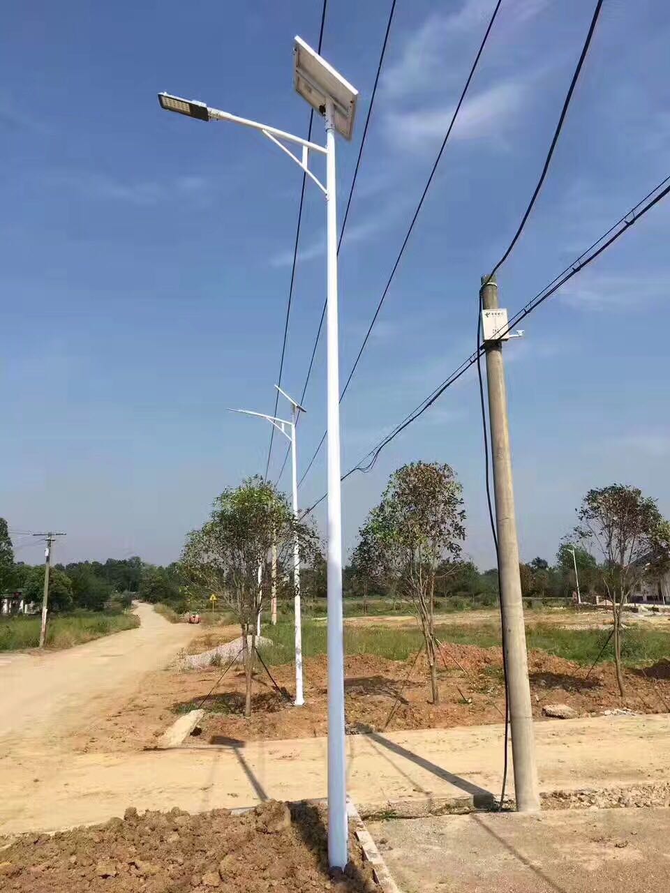云南5米A字臂太阳能路灯价格 新农村建设