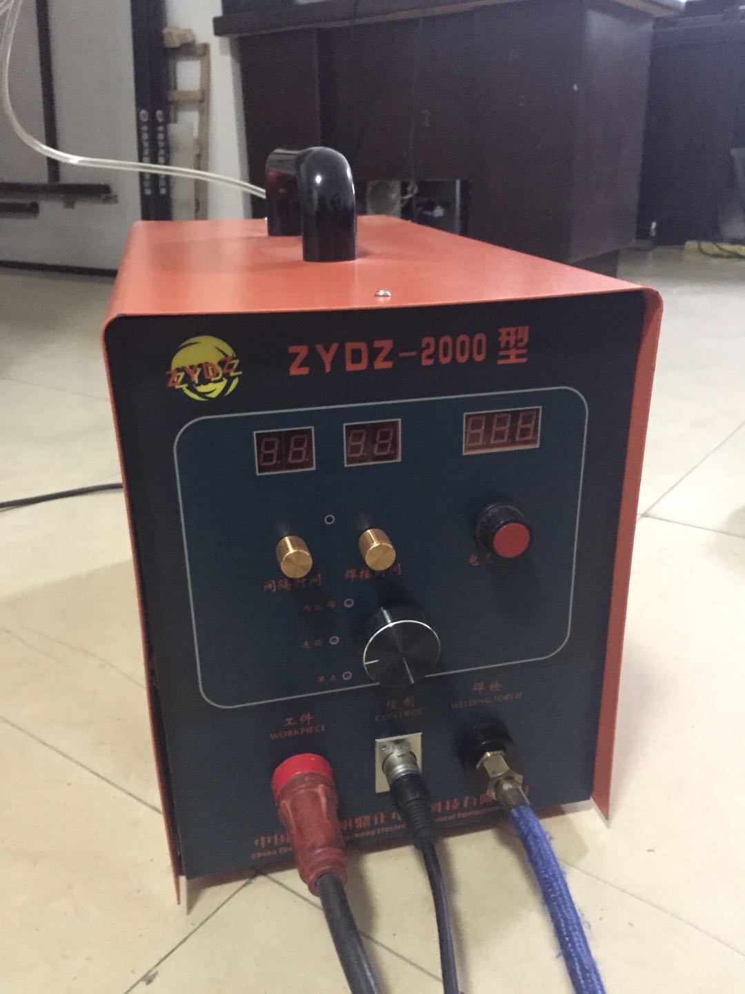 厂家供应捷利特ZYDZ-2000型仿激光修复机，金属铸造缺陷修复冷焊机，免费提供冷焊技术