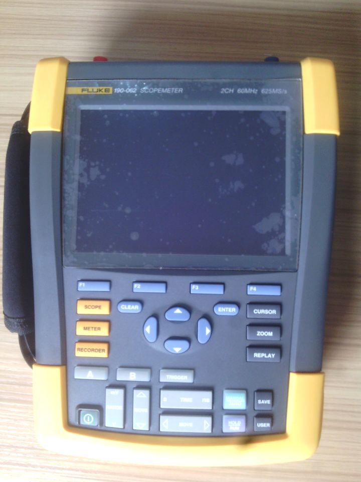 Fluke-190-104 ScopeMeter彩色数字示波器，100 MHz，4 通道