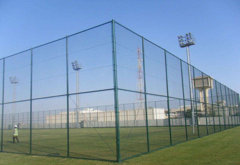 上海球场围网 体育场勾花护栏 学校篮球运动场围栏网