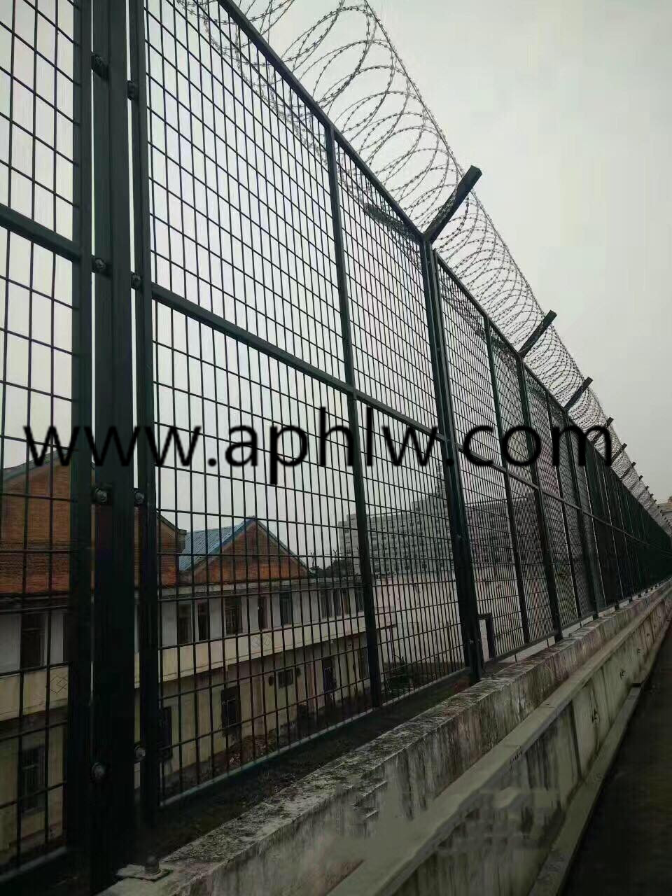 监狱护栏网，监狱外界围墙网,监狱护栏网生产厂家
