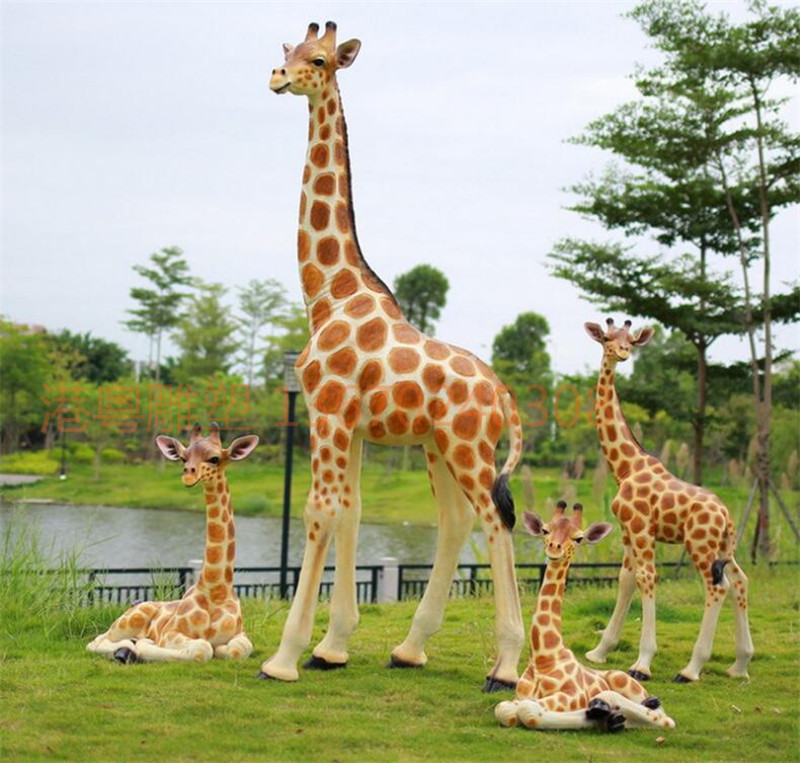 玻璃钢仿真长颈鹿雕塑 仿真动物雕塑 动物园长颈鹿摆件