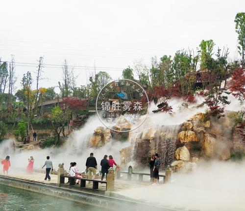 人造喷雾运广场运用及体验，重庆锦胜优质景观喷雾案例展示