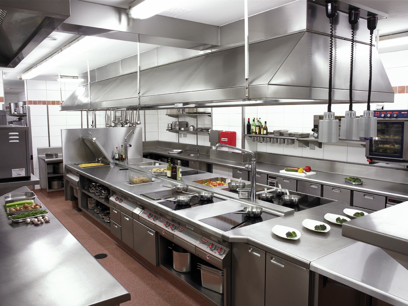 承接各类厨房设备研发生产安装工程 专业不锈钢厨房设备生产厂家