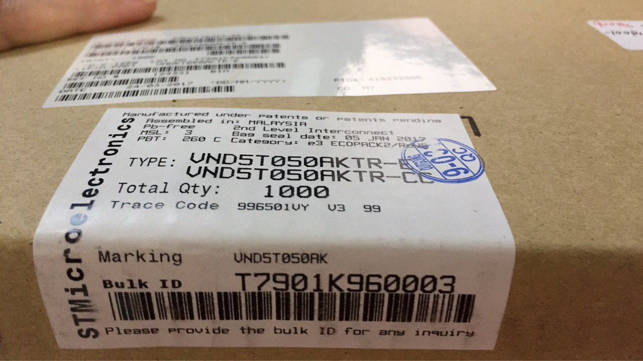 VND5T050AKTR-E/VND5T050AK-E ST汽车驱动器