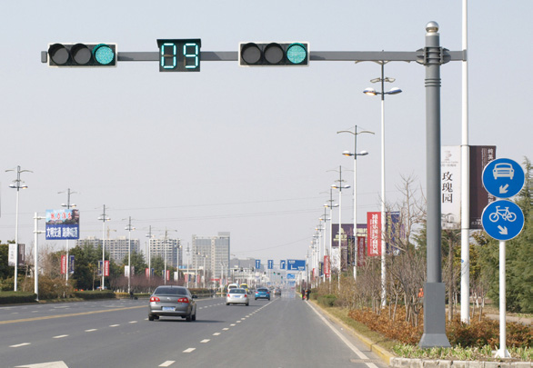 交通信号灯杆的控制及制作要求