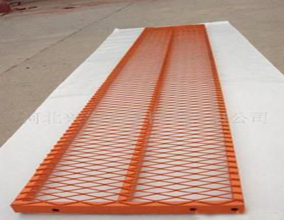 安平兆晟直销Q235重型钢板网具有高强度防滑耐磨性