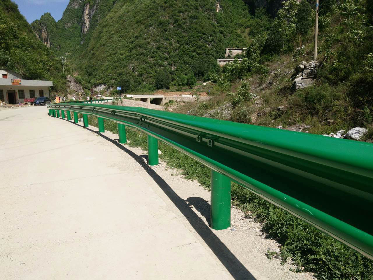 青海高速护栏公路护栏 两波护栏板 防撞护栏板 高速护栏板西宁有厂家
