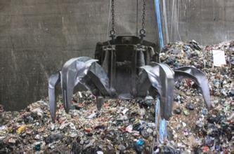 工业垃圾清运后送到处理了 上海垃圾处理专业焚烧站填埋厂