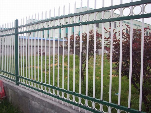 亳州锌钢护栏,道路隔栏,**网栏,机场围栏