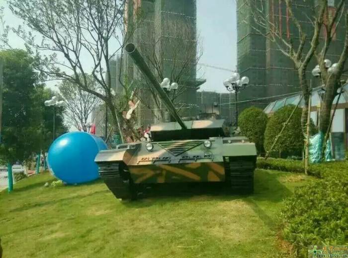 湖北襄樊大型仿真军事模型飞机，坦克等军事展出租出售