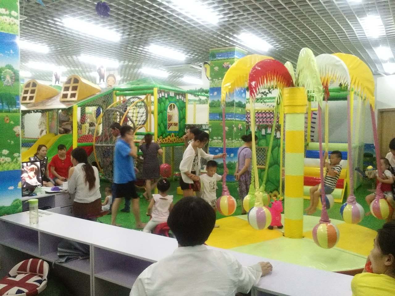 武汉 淘气堡儿童乐园互动投影设备