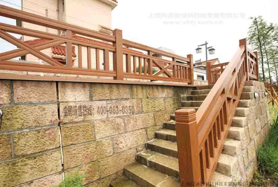 广东旅游景点 园林景观仿木纹色铝栏杆扶手定制生产厂家