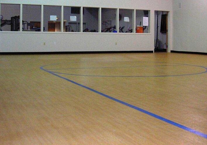 鹤岗篮球场木地板价格 高吸震性能