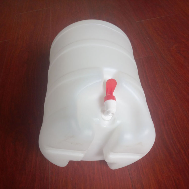 25升带水嘴塑料桶25公斤食品塑料桶白酒桶